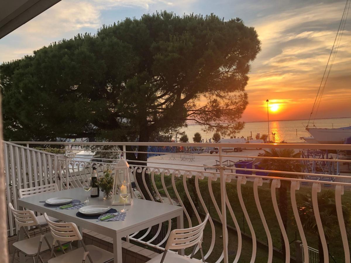 Marine House Appartement Lignano Sabbiadoro Buitenkant foto